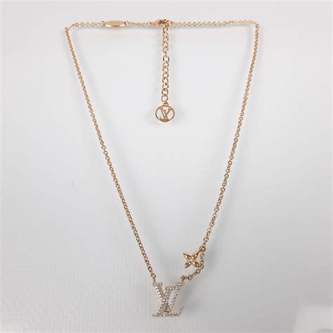 louis vuitton iconic necklace|Louis Vuitton monogram necklace.